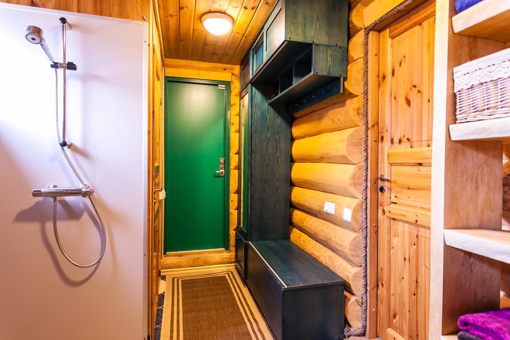 Koru Cottage Laagri Room photo